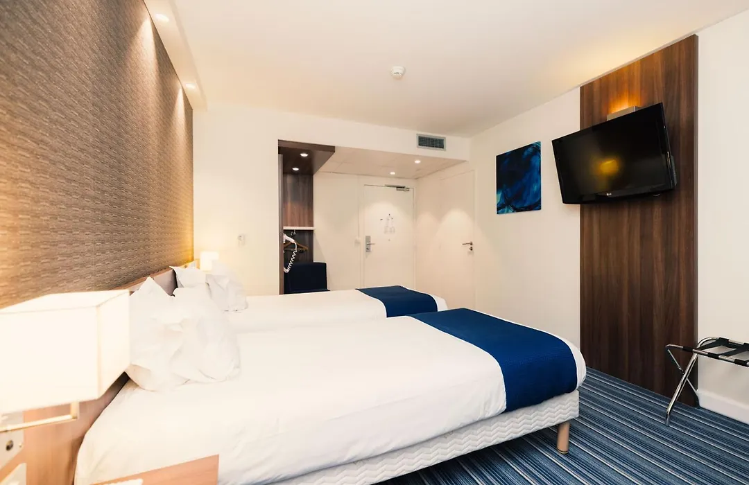 Holiday Inn Express Lille Centre By Ihg-1