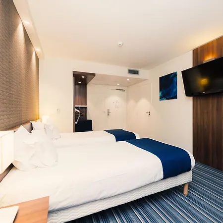Holiday Inn Express Lille Centre By Ihg-3
